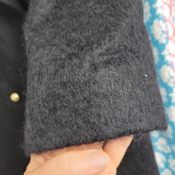 *Vintage*  Wayne Stuart Mohair double breasted womens jacket.  Size 14.  (785) - Picture 2 of 5